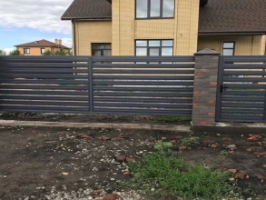 Забор жалюзи 72 метра фото в Анапе
