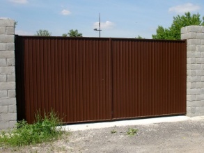 ворота распашные с ручным управлением - пример 11 фото в Анапе