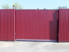 Забор из профнастила с воротами и калиткой 15 метров фото цена за метр под ключ