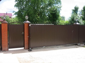 Дистанционное управление с откатными воротами - пример 8 фото в Анапе